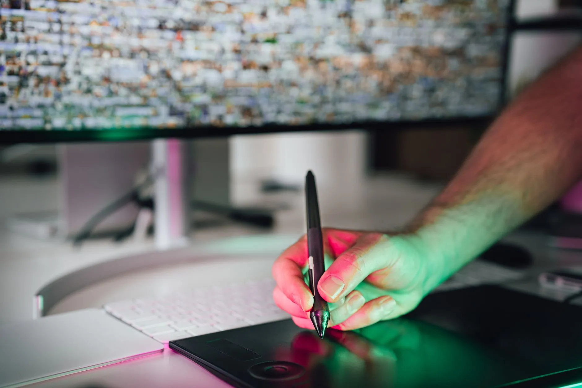 Best AI design tools 2026: Canva, Adobe Express, Midjourney