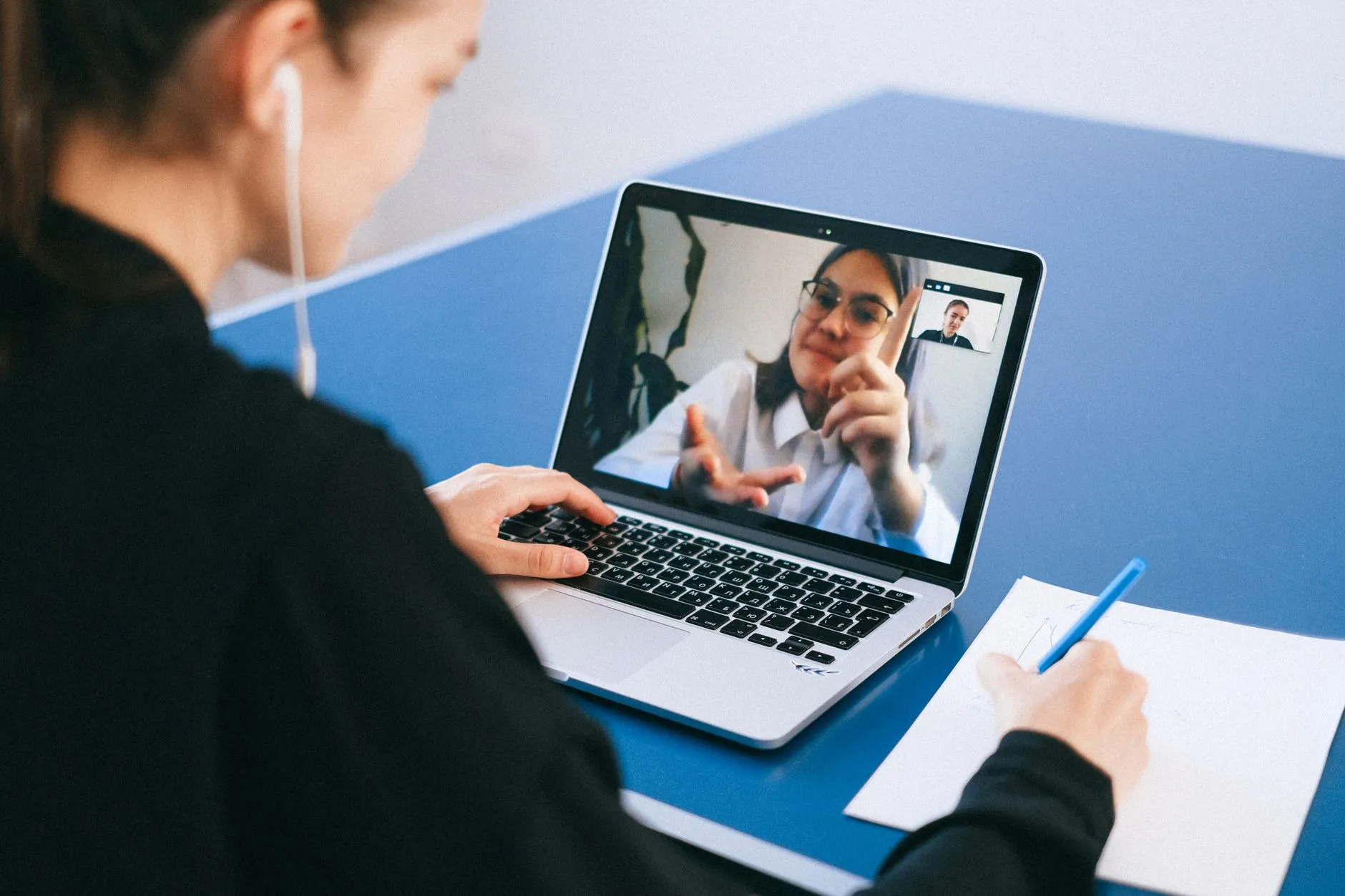 Best AI meeting assistants 2026: Fireflies, Fathom, Otter